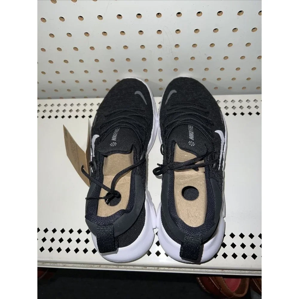 Nike Free RN 5.0 Next Nature Womens Athletic Running Shoes Size 8 Black White - Picture 2 of 8